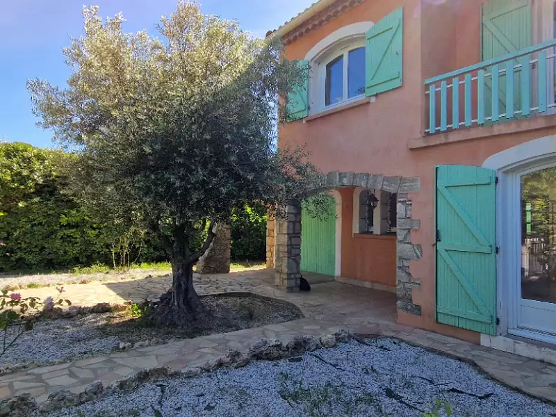 Maison, 111 m²