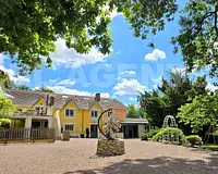 Maison, 807 m²