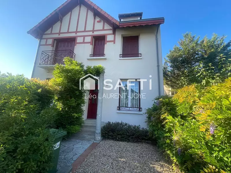Maison, 117 m²