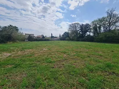 Terrain, 1 055 m²