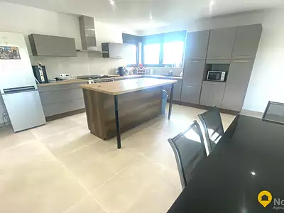Maison, 173 m²