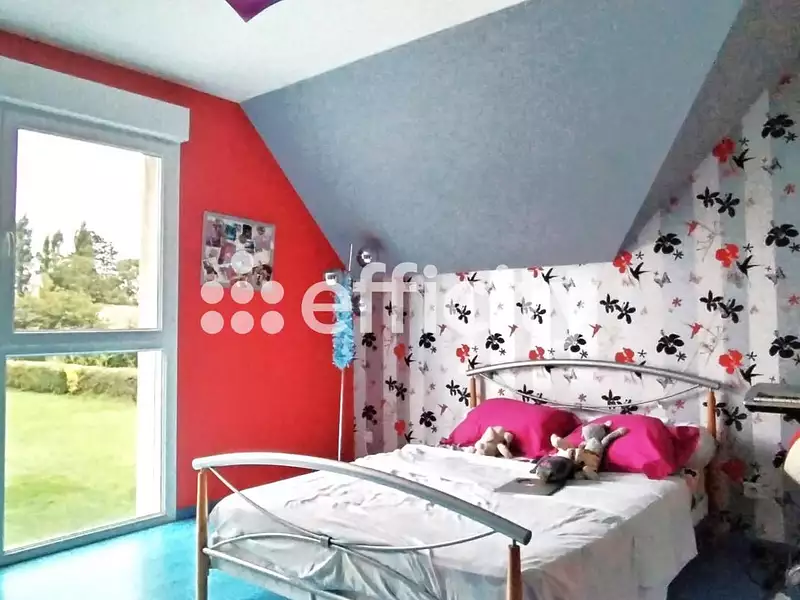 Maison, 210 m²