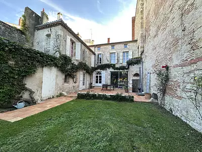Maison, 377 m²