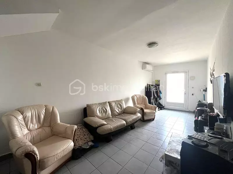Maison, 77 m²