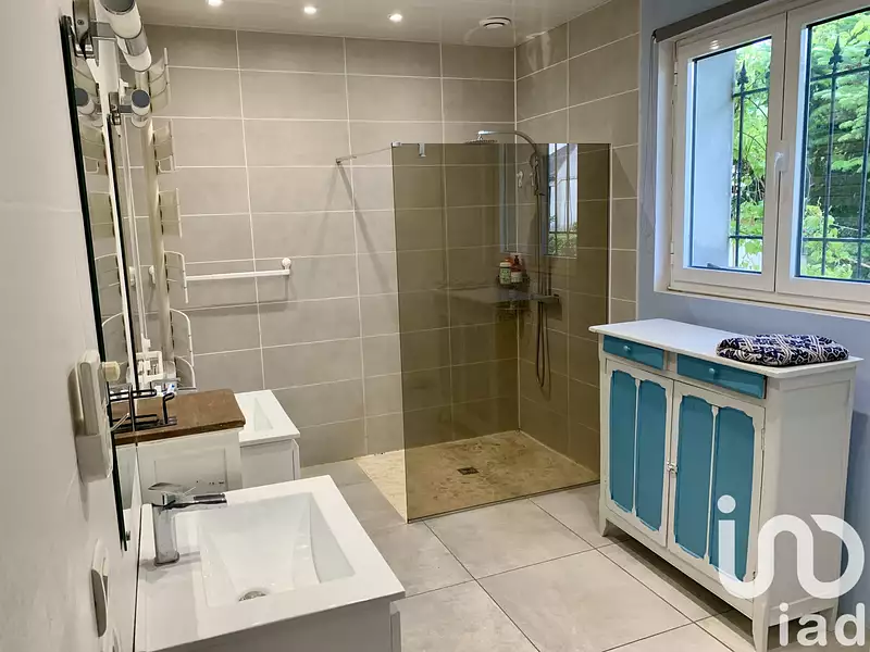 Maison, 198 m²