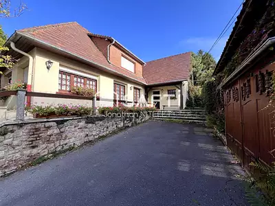 Maison, 172 m²
