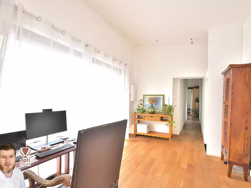 Maison, 153 m²
