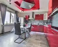 Maison, 242 m²