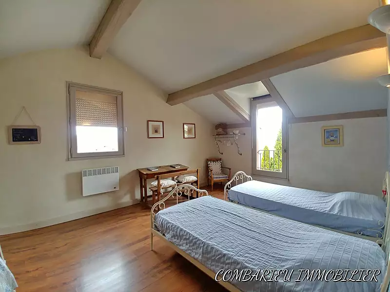 Maison, 180 m²