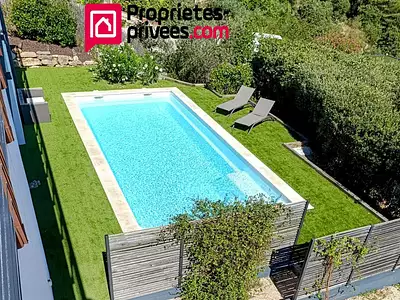 Maison, 225 m²