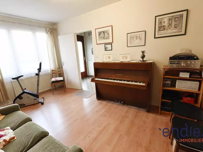 Maison, 146 m²