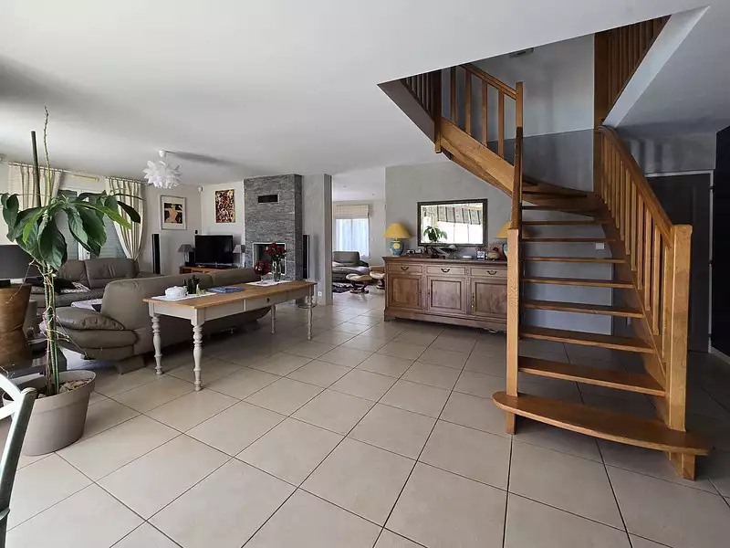 Maison, 272 m²