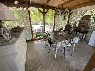 Maison, 235 m²