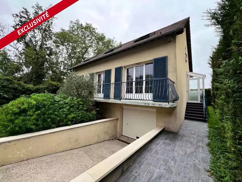 Maison, 174 m²