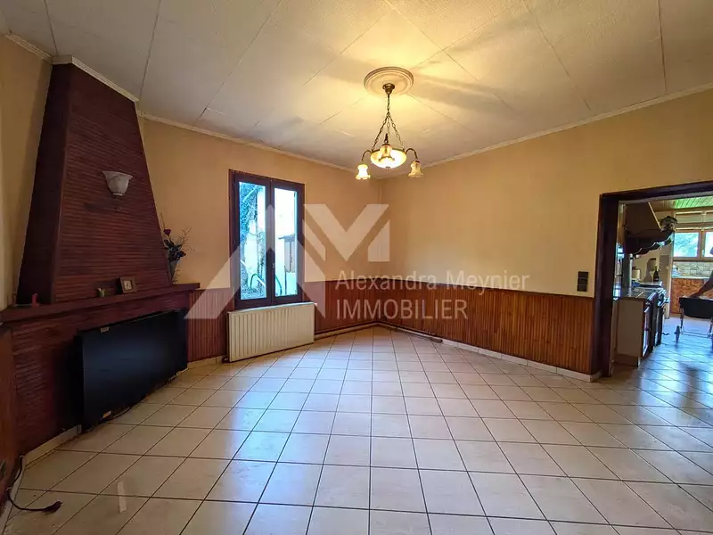 Maison, 230 m²