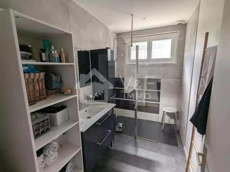 Maison, 93 m²