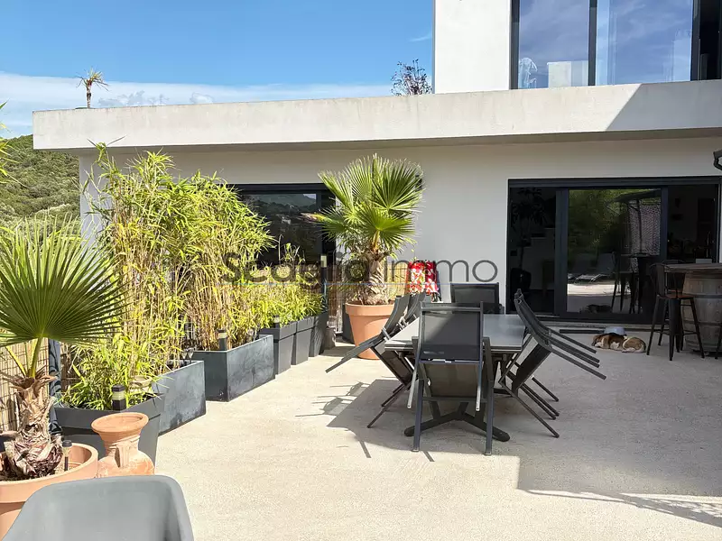 Maison, 150 m²