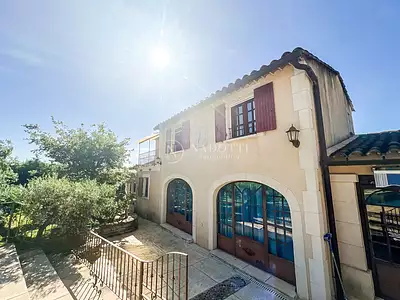 Maison, 260 m²