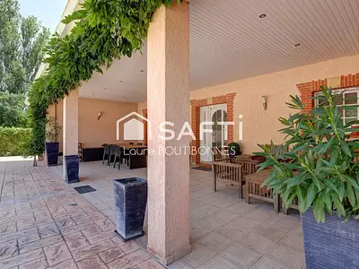 Maison, 181 m²