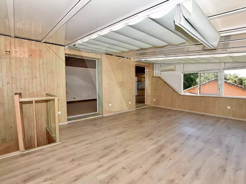 Maison, 320,16 m²