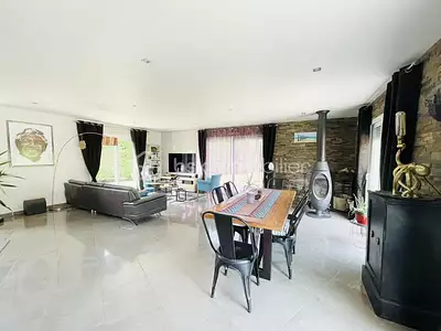 Maison, 229 m²
