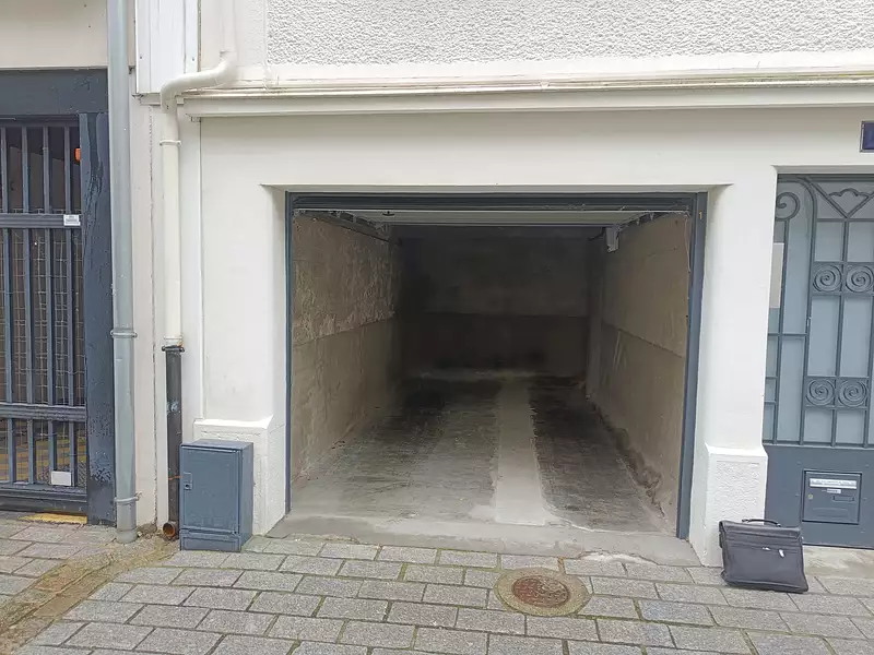 Parking, 11 m²