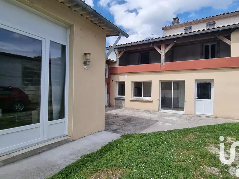 Maison, 166 m²
