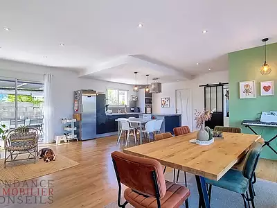 Maison, 162 m²
