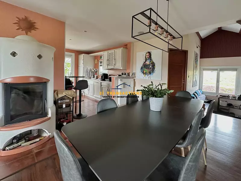 Maison, 160 m²