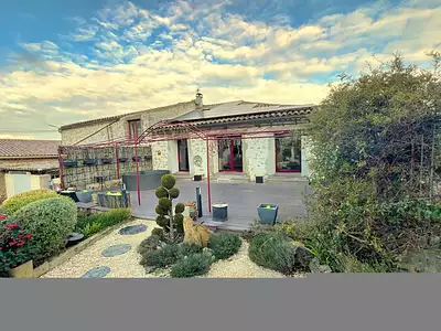 Maison, 303 m²