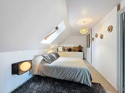 Immeuble, 180 m²