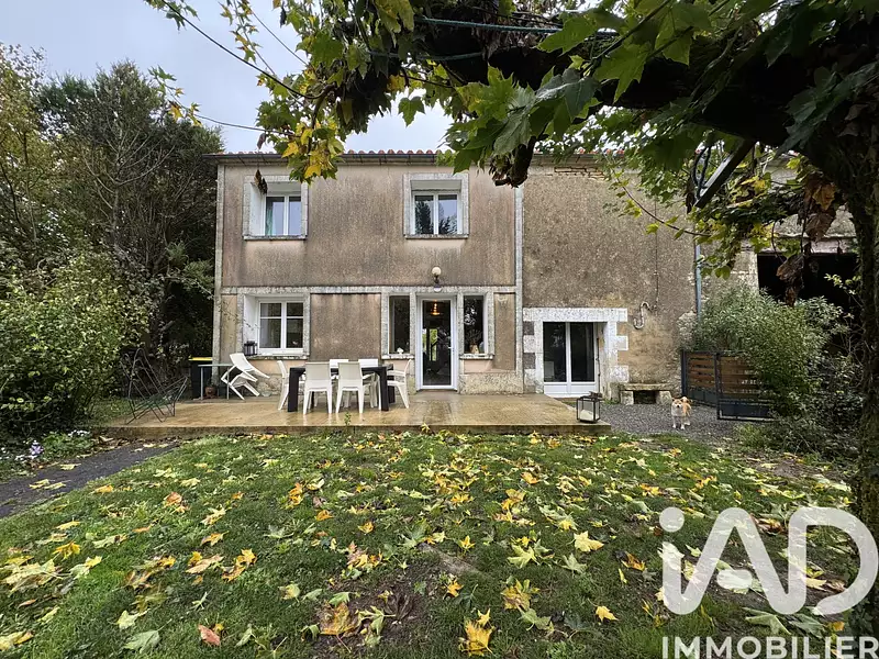Maison, 233 m²