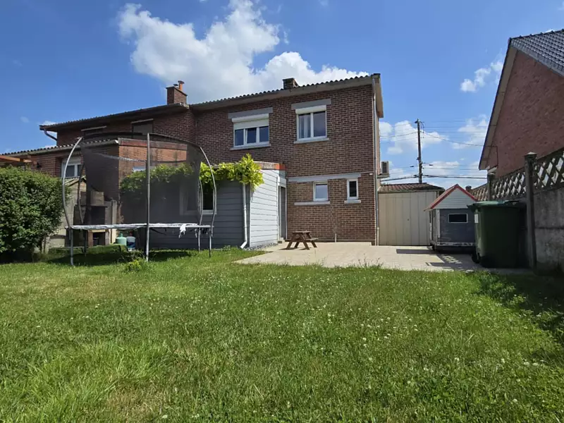 Maison, 97 m²