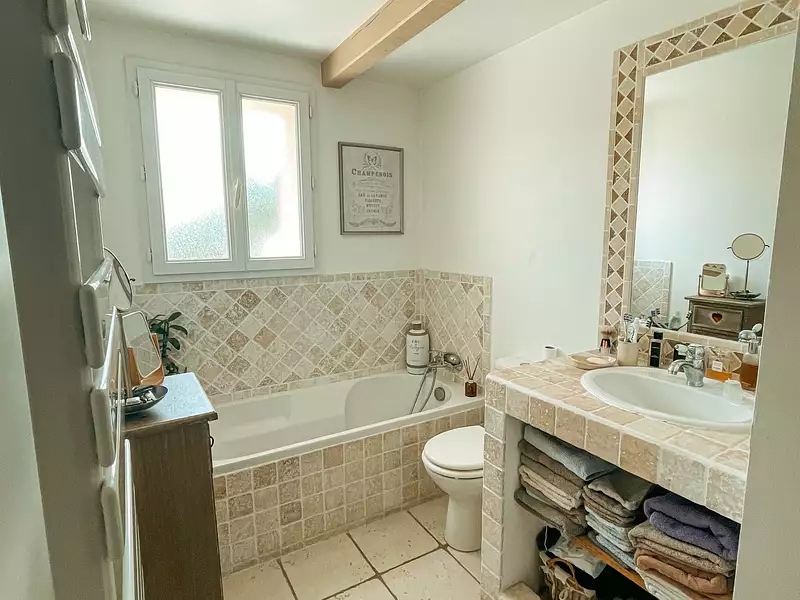 Maison, 180 m²