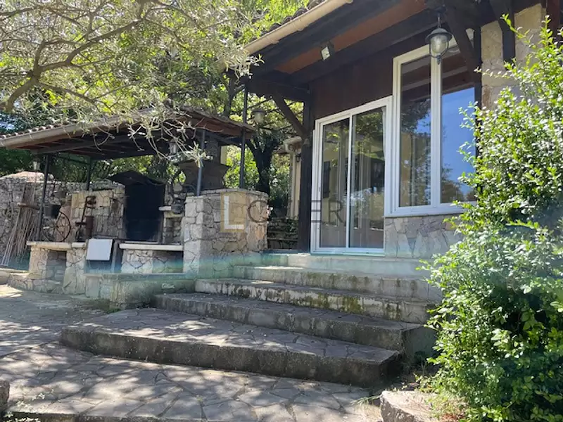 Maison, 147 m²