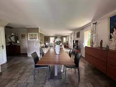 Maison, 187 m²