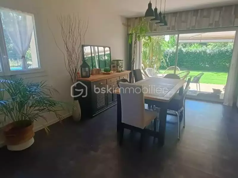 Maison, 140 m²