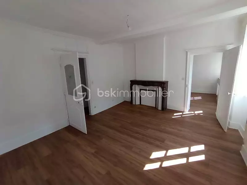 Immeuble, 212 m²