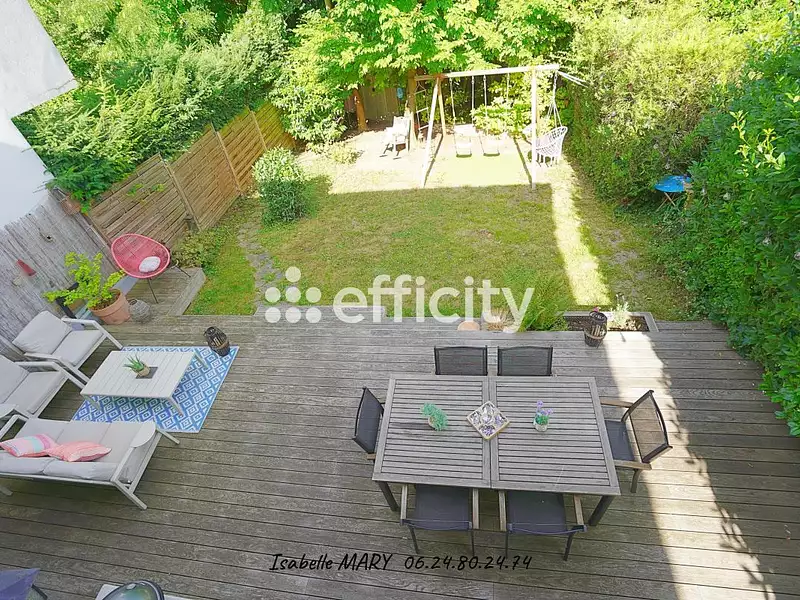 Maison, 136 m²