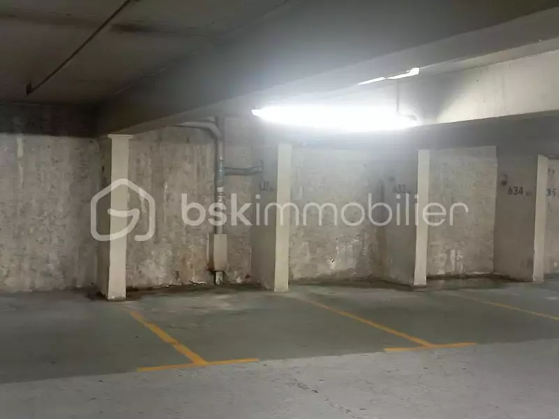 Parking, 11 m²