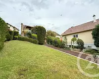 Maison, 215 m²