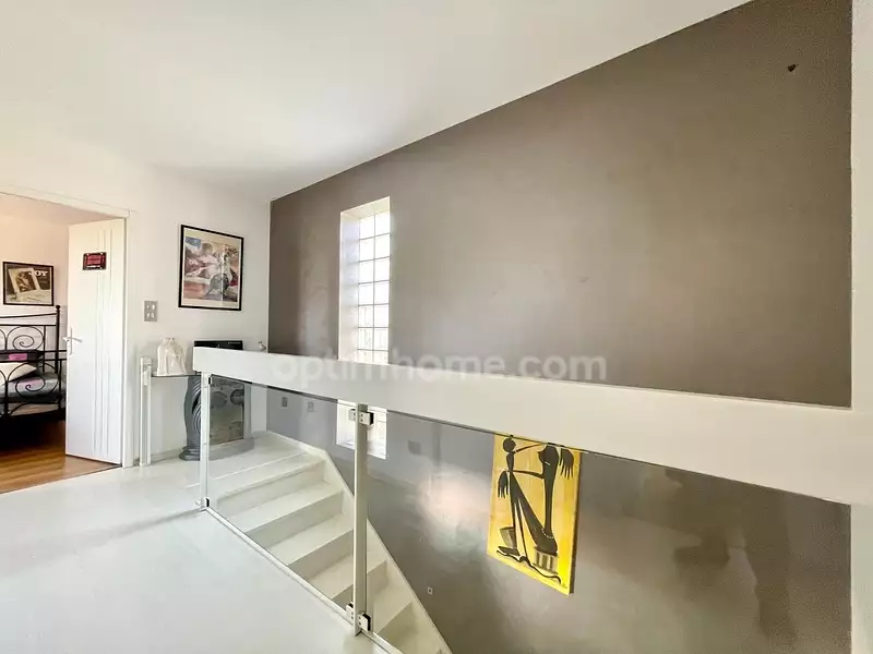 Maison, 168 m²