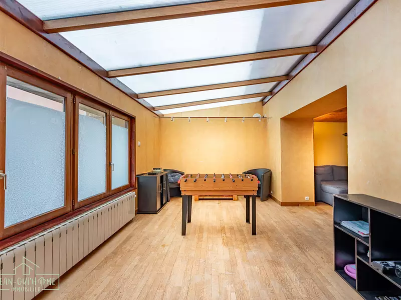 Maison, 180 m²
