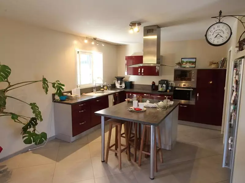 Maison, 175 m²