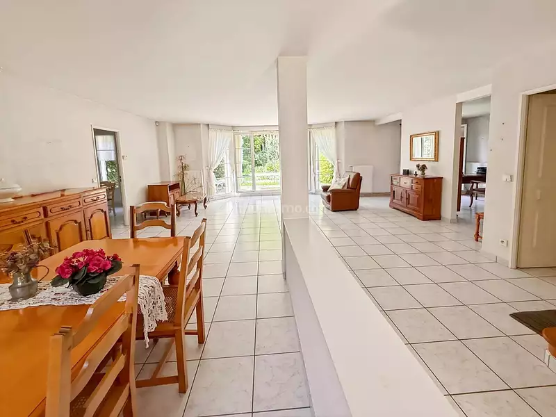 Maison, 170 m²