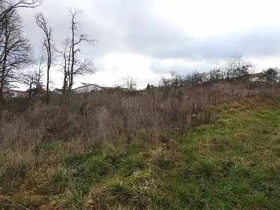 Terrain, 1 045 m²