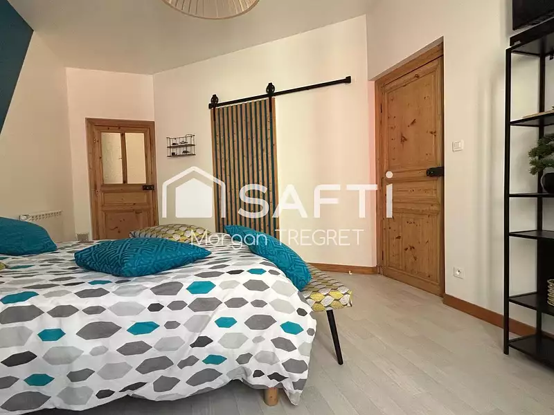 Maison, 156 m²