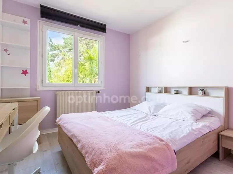 Maison, 211 m²