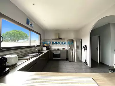 Maison, 214 m²