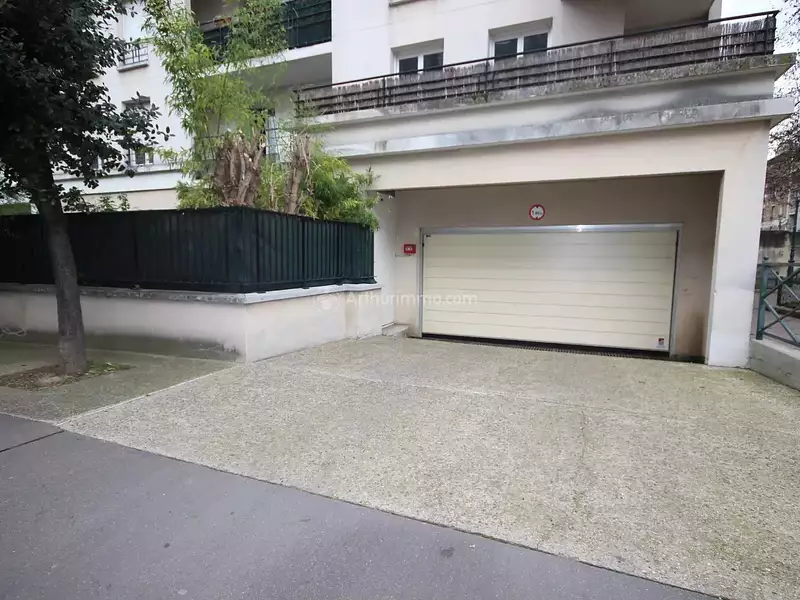 Parking, 12 m²